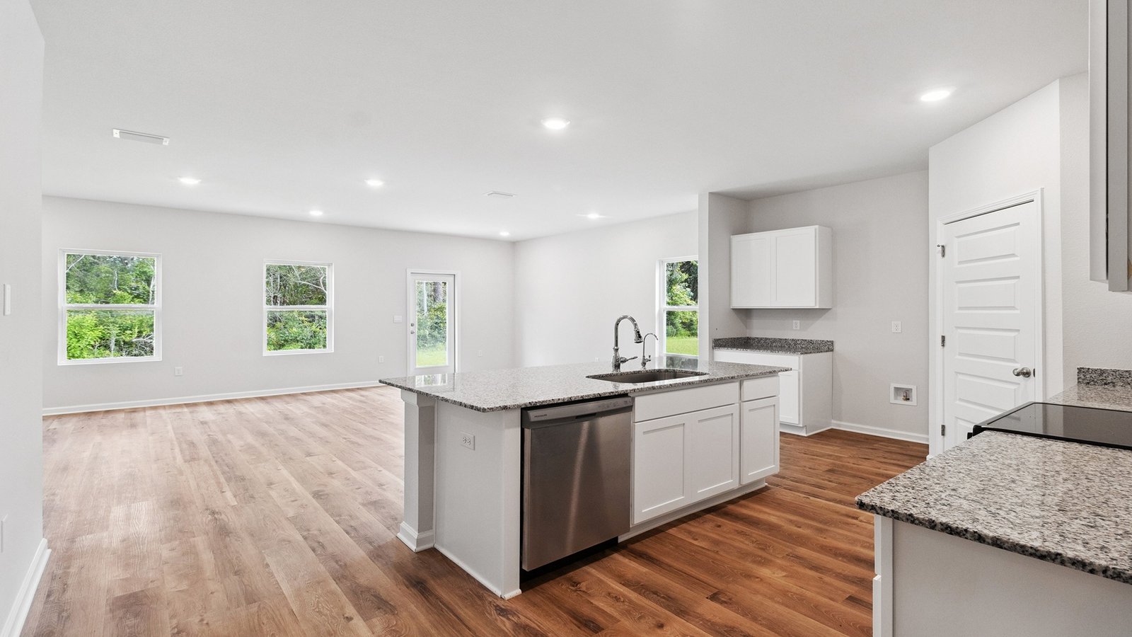 15_171_needle_thrush-15 (1)